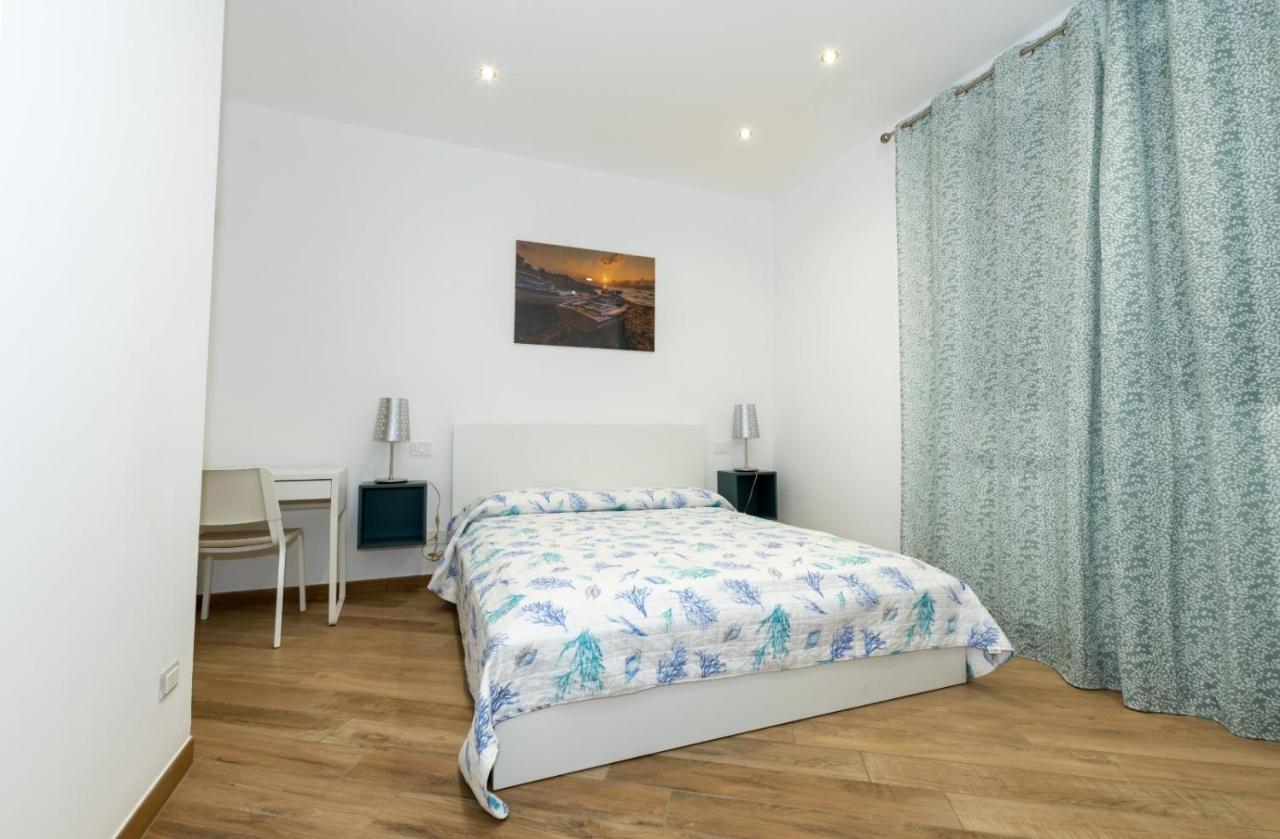 Casa Vacanze Da Maurizio Santa Flavia Ngoại thất bức ảnh