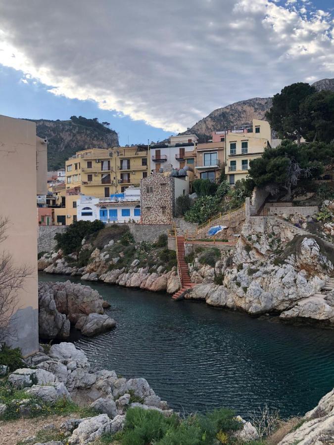 Casa Vacanze Da Maurizio Santa Flavia Ngoại thất bức ảnh